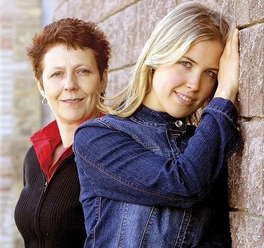 Stone Angels Gloria Martin and Angela Michielsen